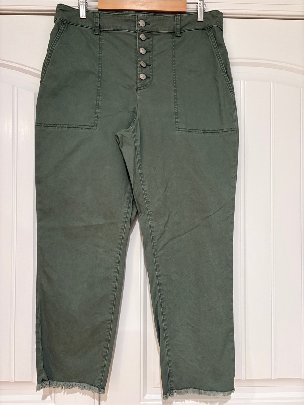LOFT Ladies Green Button-Fly Casual Pants